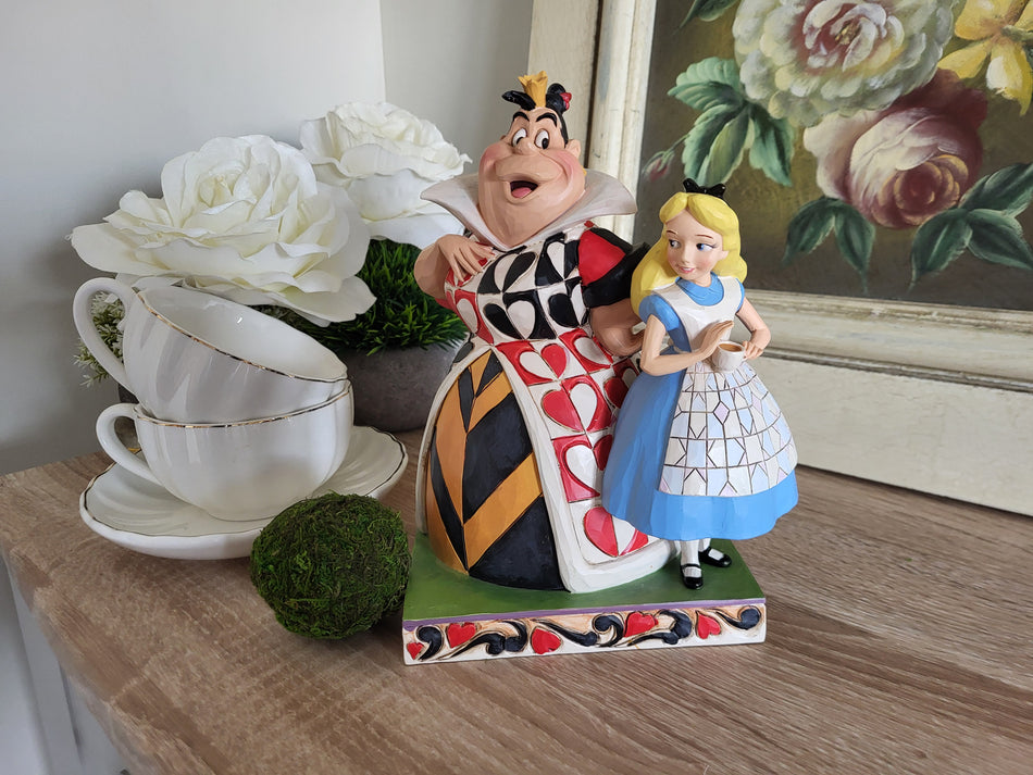 Alice & Queen of Hearts Figurine - 6008069